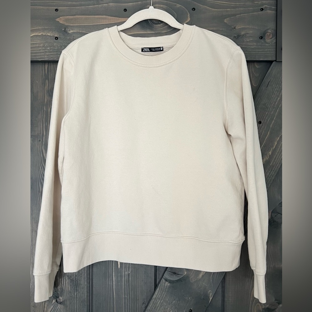 Zara Sweatshirt